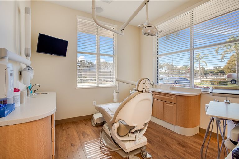 Dentist Naples FL Cosmetic & Implant Dentistry Of Naples